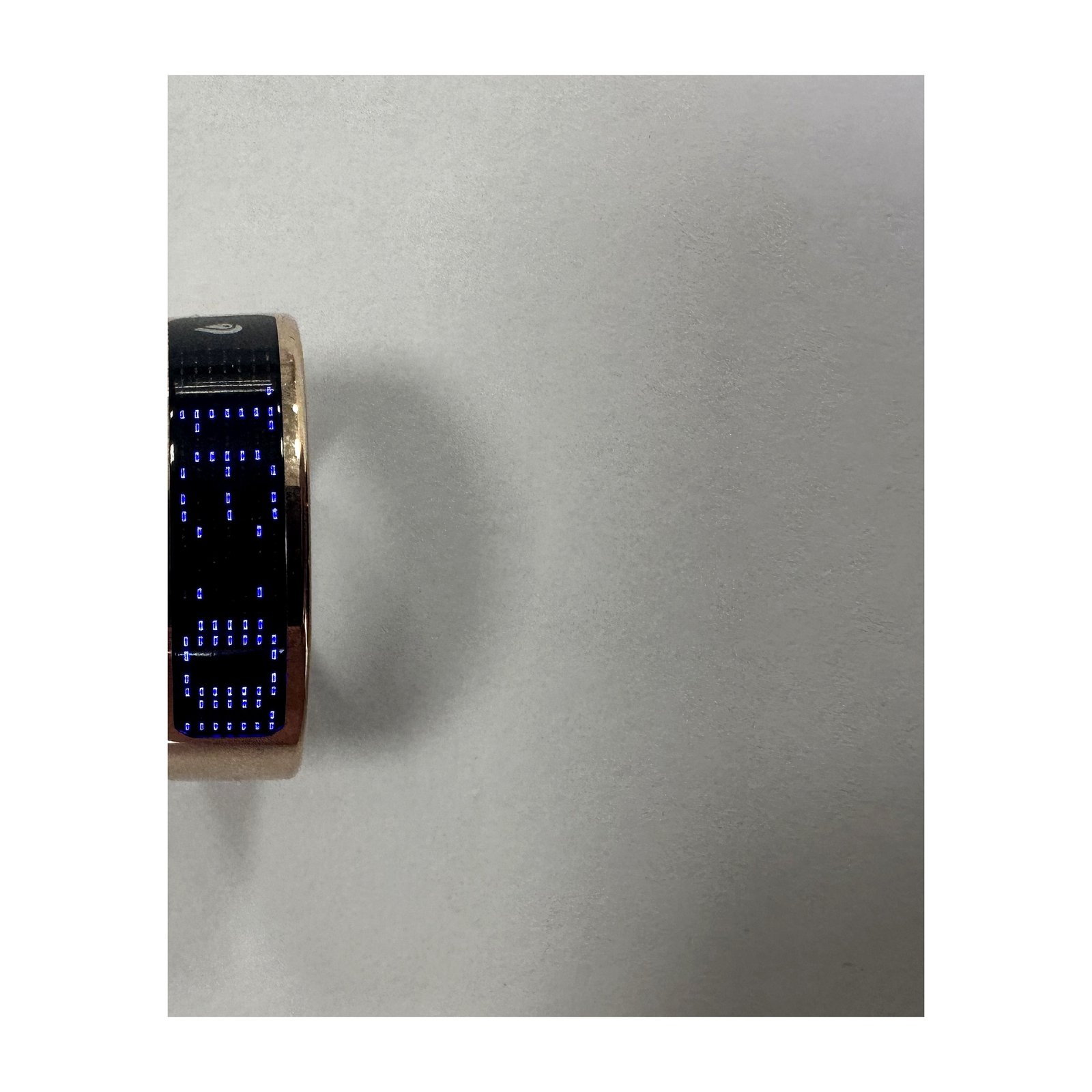 SR16 smart ring with blue LED dot-matrix display switched on